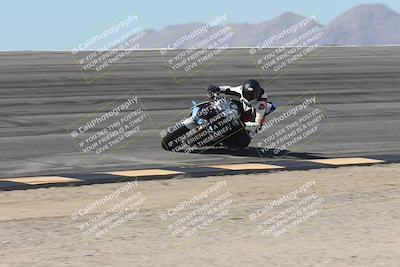 media/Oct-13-2025-Moto Forza (Mon) [[a66d839500]]/4-C Group/Session 2 (Bowl)/